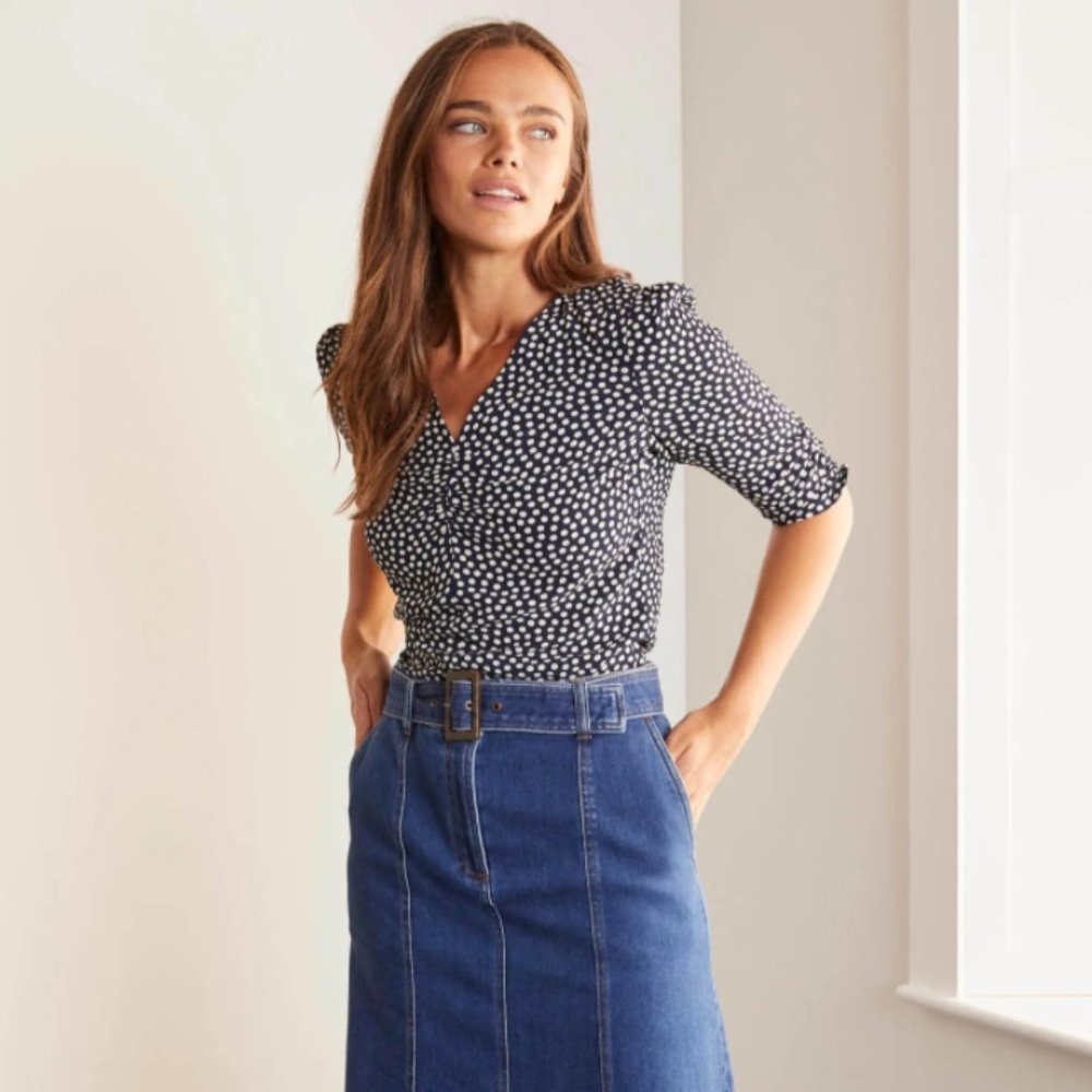 Boden's Jemima Ruched Top - Navy, Speckle Spot